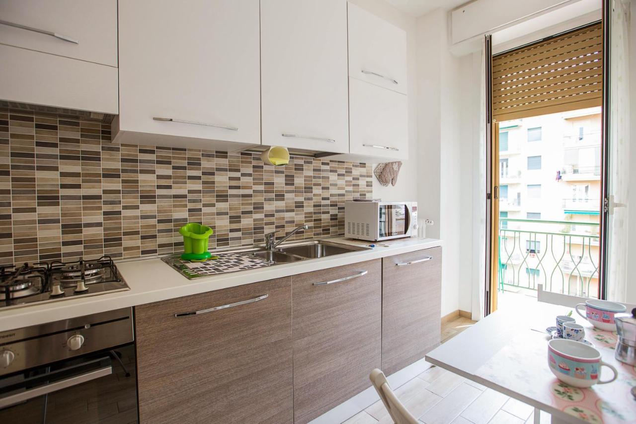 Lorenteggio Studio Apt Мілан Екстер'єр фото